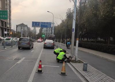 蜀山區“一橋、一路、一設施”榮獲合肥市“扁鵲杯”獎，樹立道路設施典范